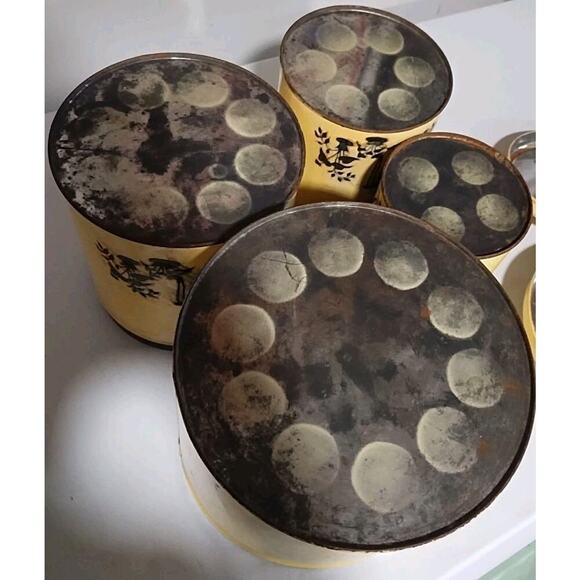 VINTAGE Metal YELLOW CANISTER Tins With Lids Pantry Kitchen Storage Set Of 4 - Picture 9 of 9